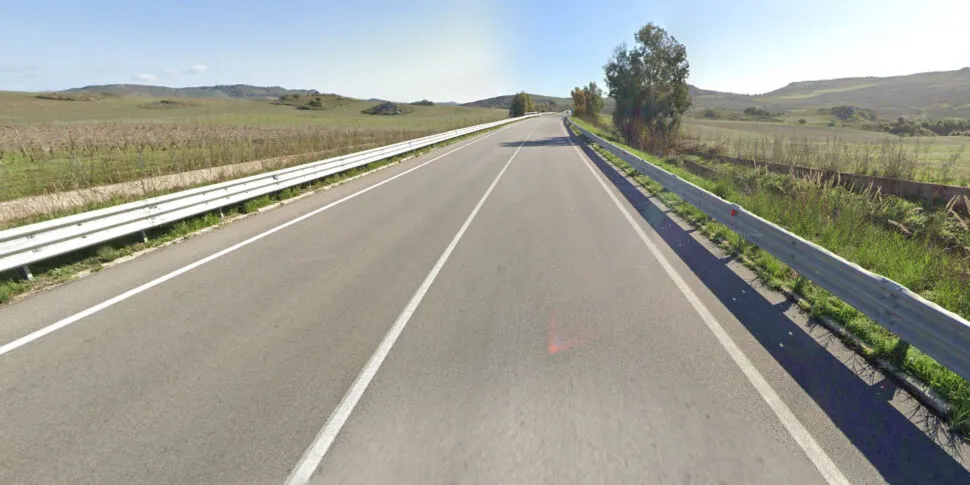 Incidente mortale ad Aidone, vettura esce di strada e nell'impatto perde la vita una persona