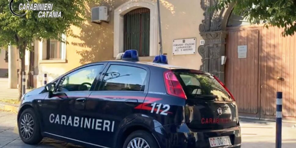 Spesa «gratis» per 5 giorni nello stesso supermercato, arrestata una ladra ad Aci Sant’Antonio