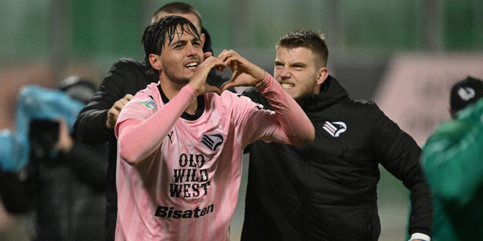 Catanzaro-Palermo 0-0, la diretta: via alla gara, Ranocchia parte dall'inizio e Soleri guida l'attacco assieme a Di Mariano e Di Francesco