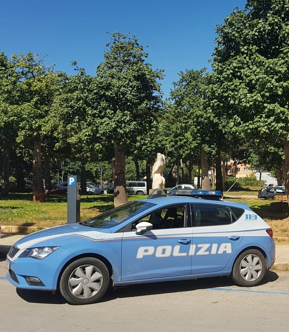 Accoltellò un poliziotto a Palermo, ivoriano condannato a 6 anni e 8 mesi: per il giudice non fu tentato omicidio