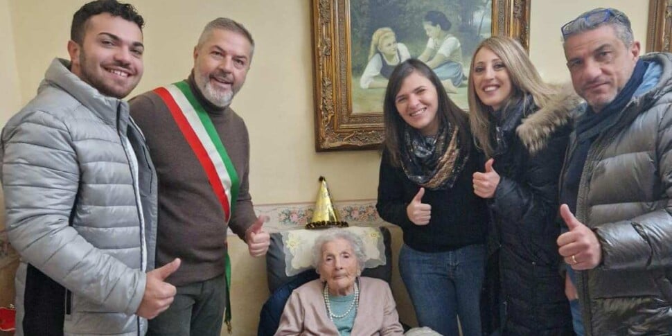 Festa a Giardinello per i 104 anni di nonna Flavia