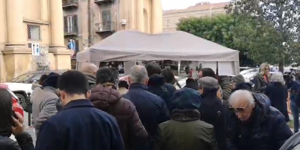 Palermo, in piazza per chiedere un centro storico più sicuro: «Siamo preoccupati per il futuro»