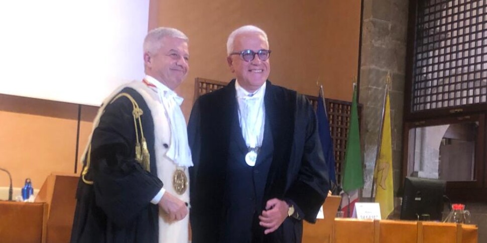 Palermo, la laurea honoris causa in Italianistica a Roberto Alajmo: «Un momento di ansia felice»