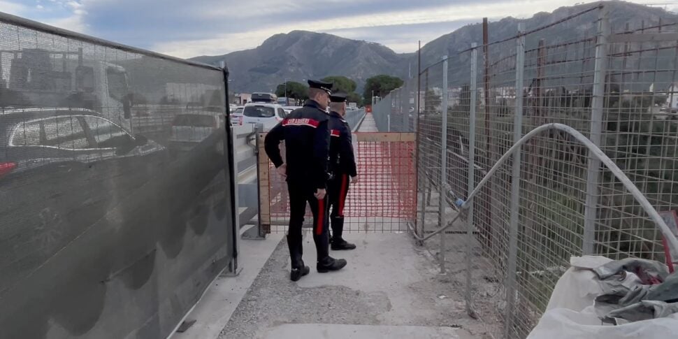 Palermo, tenta il suicidio dal ponte Corleone: salvata da carabinieri