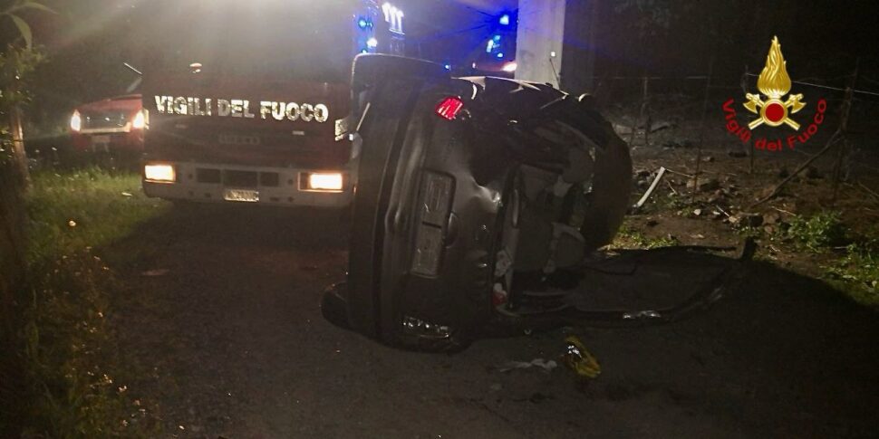 Misilmeri, auto vola giù da un viadotto: tre donne in ospedale