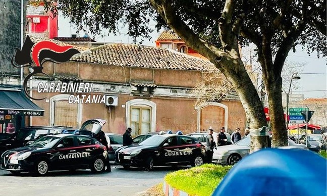 San Cristoforo, arrestati due giovani spacciatori