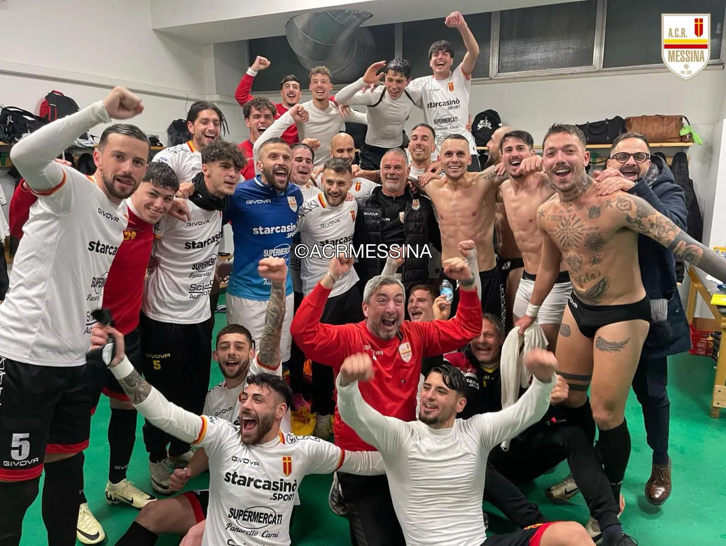 Messina supera il Catania e va ad Avellino