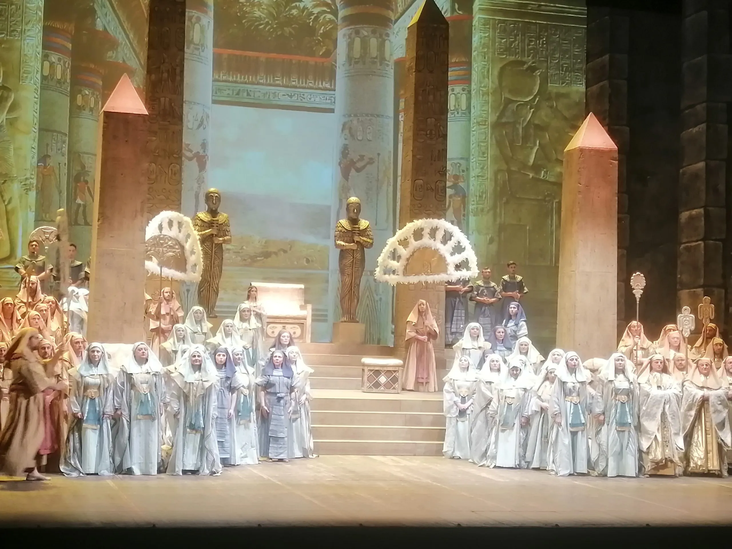 Successo di pubblico per la première di “Aida”