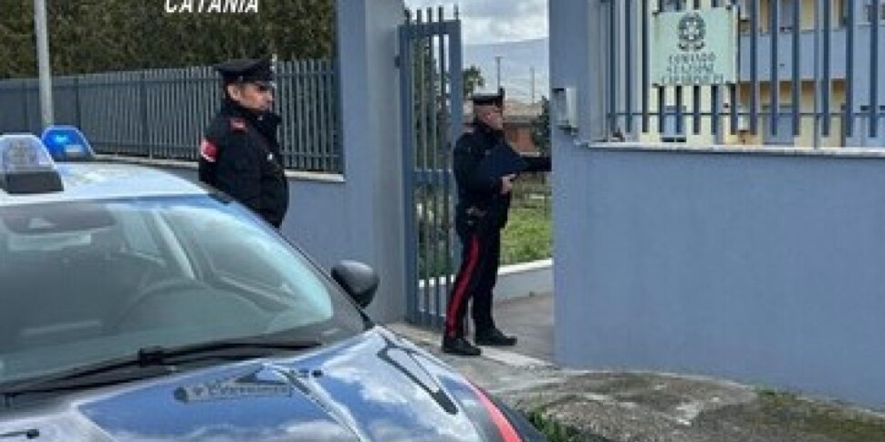 Vizzini, viene trovato con 128 grammi di marijuana in casa: arrestato