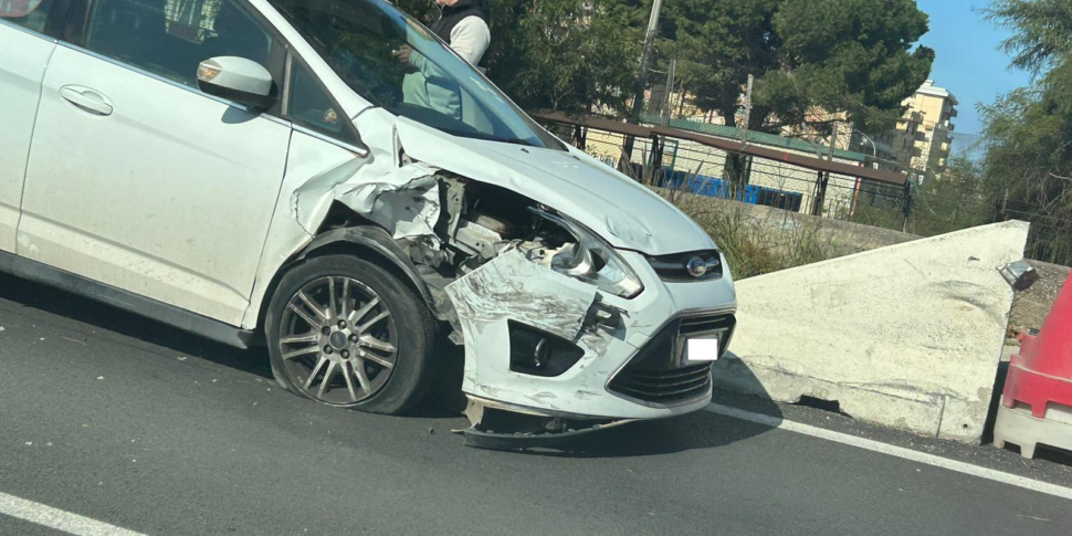 Palermo, incidente sul Ponte Corleone: lunghe code in viale Regione Siciliana