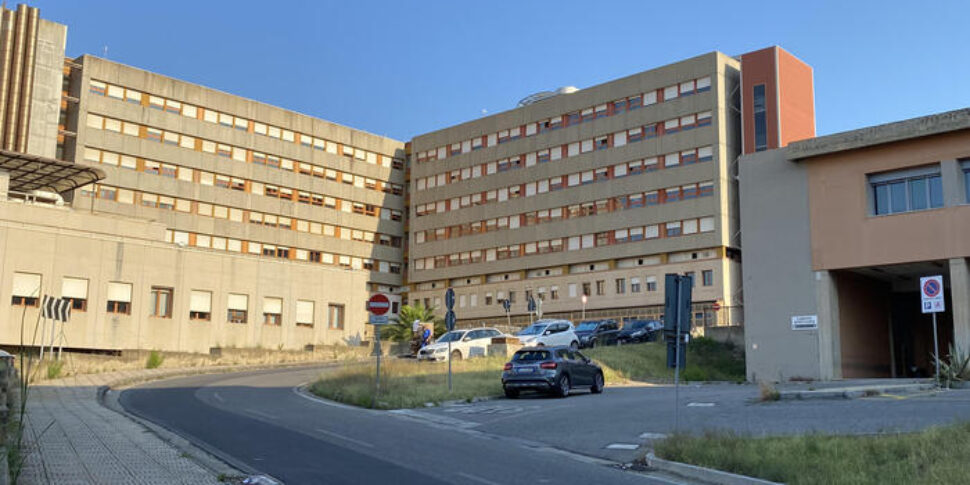Ospedale Papardo di Messina, concorso per dirigente medico: 5 posti a disposizione, il bando