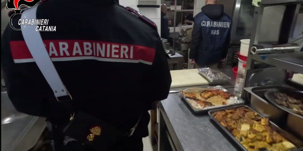 Linguaglossa, 500 chili di carne sequestrati in un ristorante: chiuso il locale, denunciato il titolare