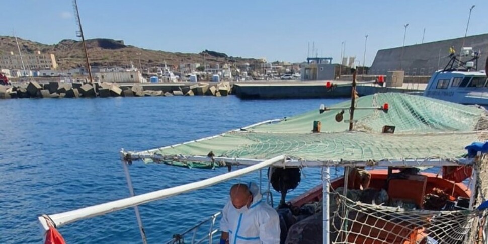 Dalla Tunisia a Pantelleria, l'altra rotta dei migranti: arrivati in 225 in due giorni