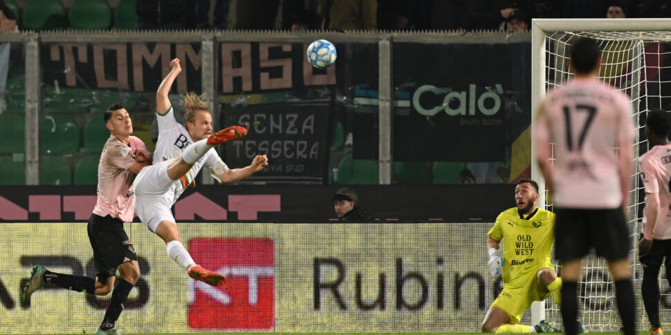 Per il Palermo stop alla serie d’oro, primo tonfo con una delle squadre al vertice della Serie B