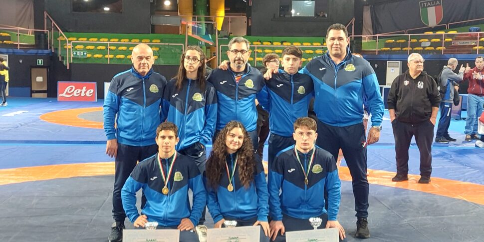 Lotta, poker dei ragazzi del Meeting Giarre ai campionati italiani Under 17 di Ostia