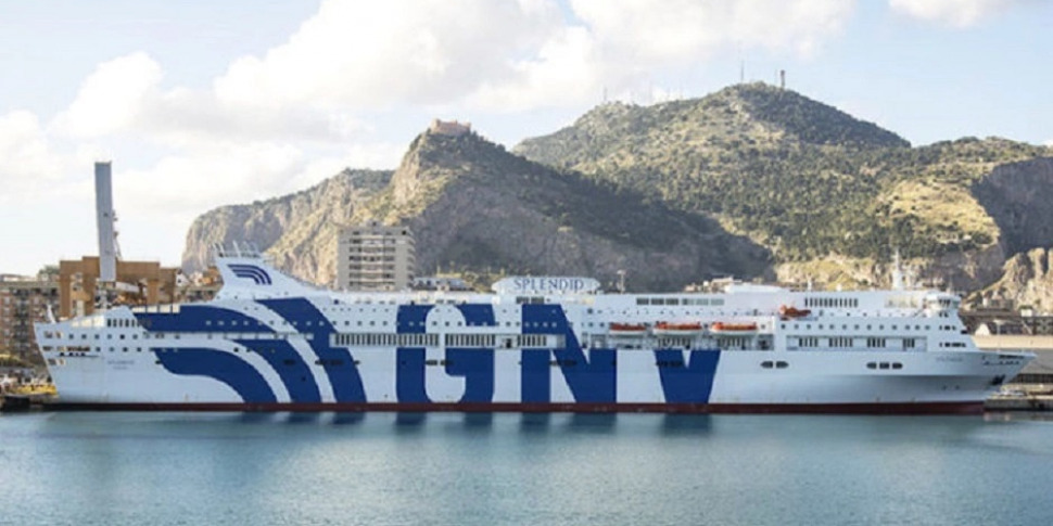 Palermo, la nave per Civitavecchia in ritardo di nove ore: viaggio-incubo per i passeggeri