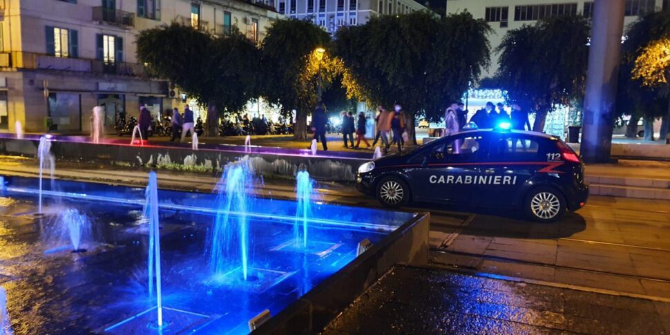 Rapinano un minore con una spranga, a Messina tre giovani egiziani finiscono in comunità