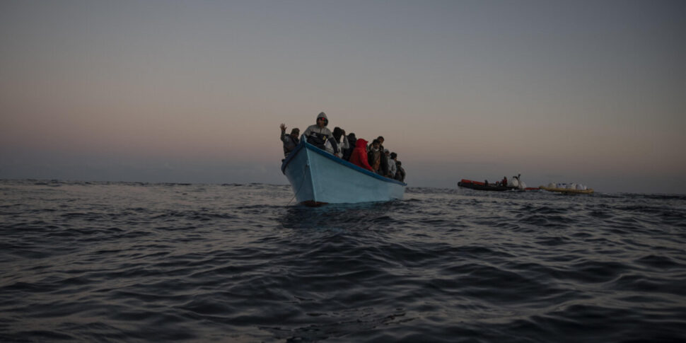 Migranti morti in naufragi, a Porto Empedocle undici bare