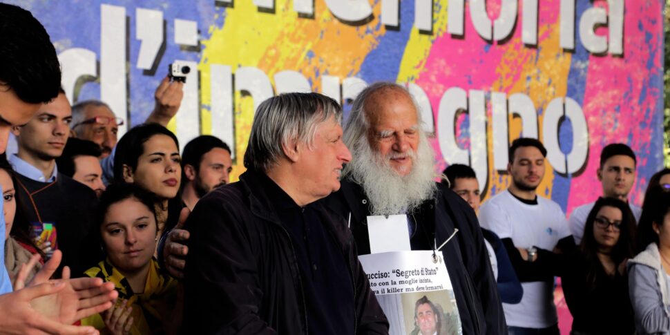 «Una barba lunga come la sua sofferenza»: don Ciotti ricorda 35 anni di battaglie con Vincenzo Agostino