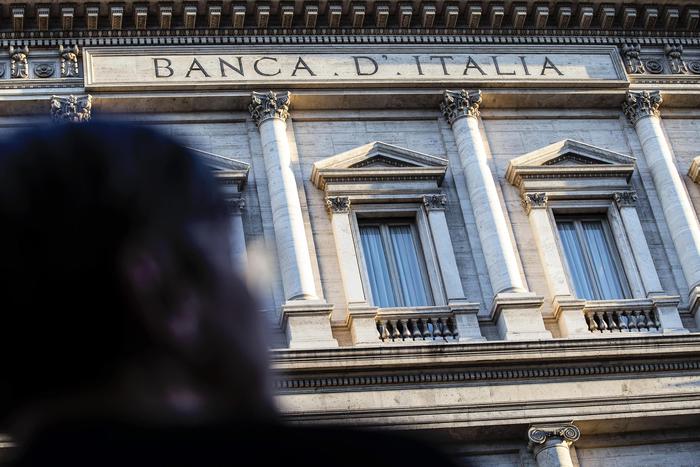 Bankitalia,torna salire a febbraio il debito,a 2872 miliardi