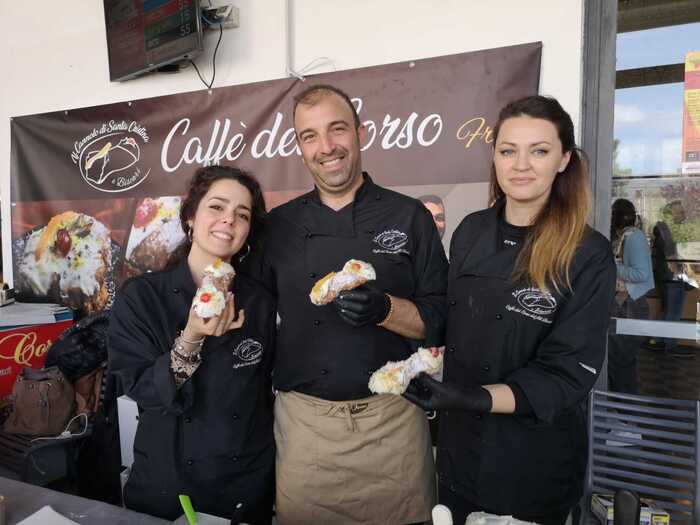 Il "Cannolo Festival" al "Caffè del Corso" dei fratelli Biscari