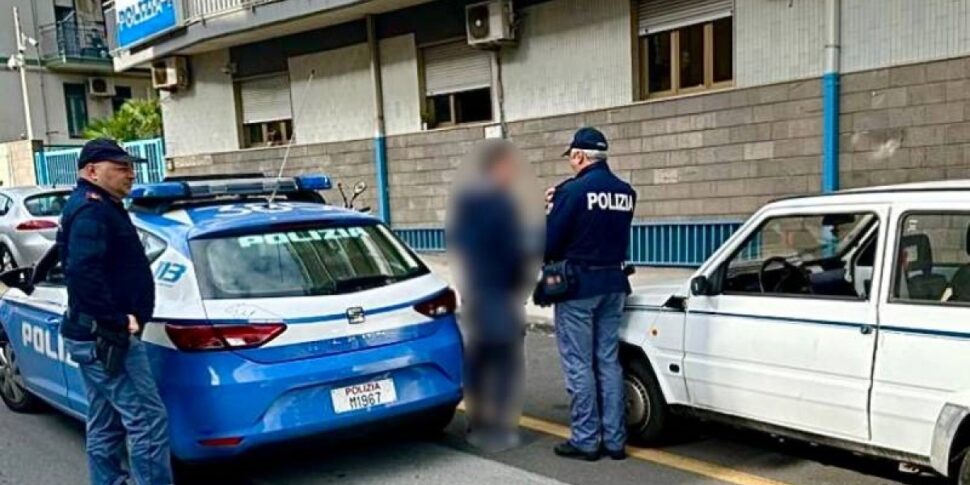 «Scusi, mi sono cadute le chiavi»: finta badante con una complice deruba una coppia di anziani a Catania