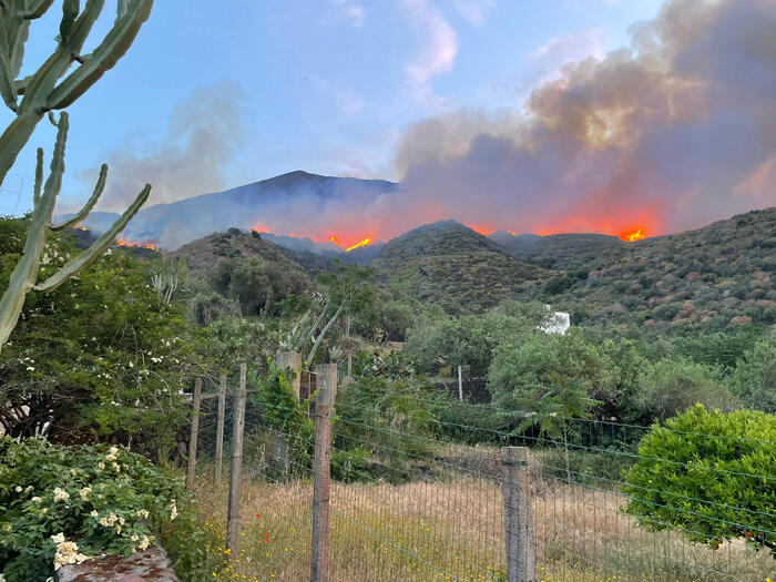 Incendio a Stromboli, notificate sei conclusioni indagini