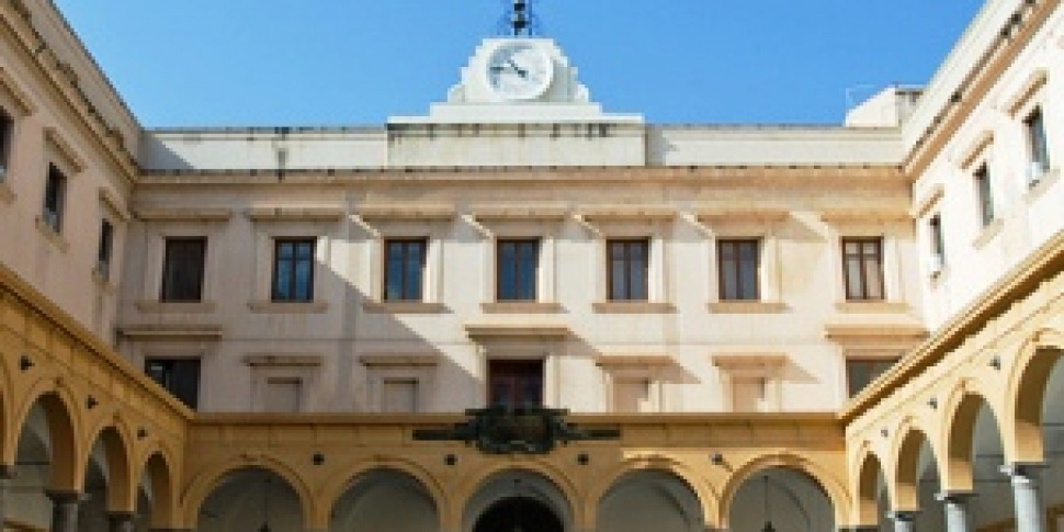 Palermo, furto alla facoltà di Giurisprudenza: i ladri scappano con pc e proiettore