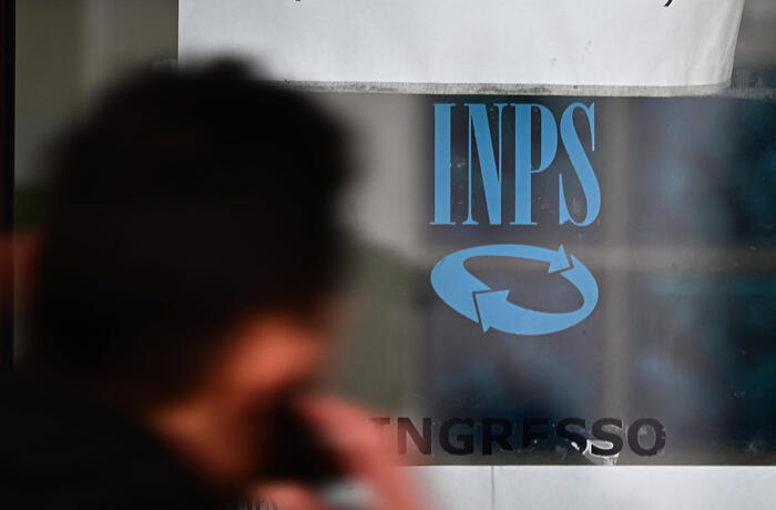 Inps, crolla accesso a Opzione donna, solo 1.276 uscite