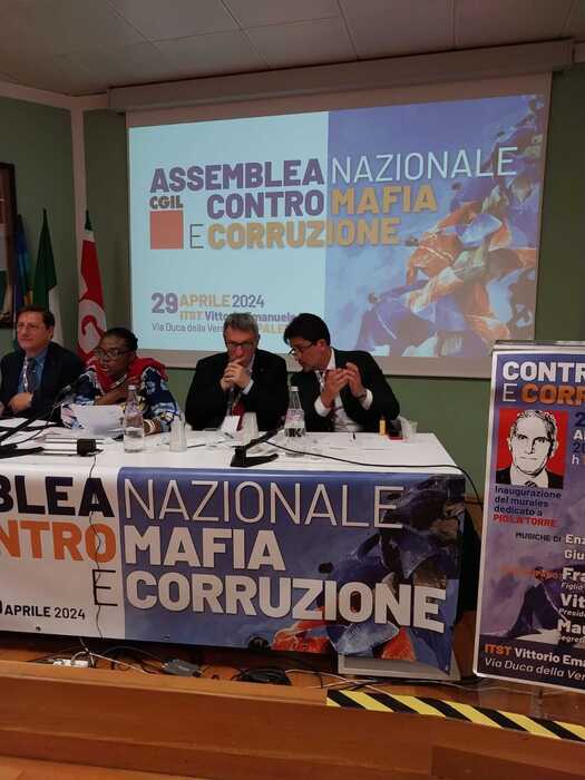 Landini, "indebolita la lotta mafia e al precariato"