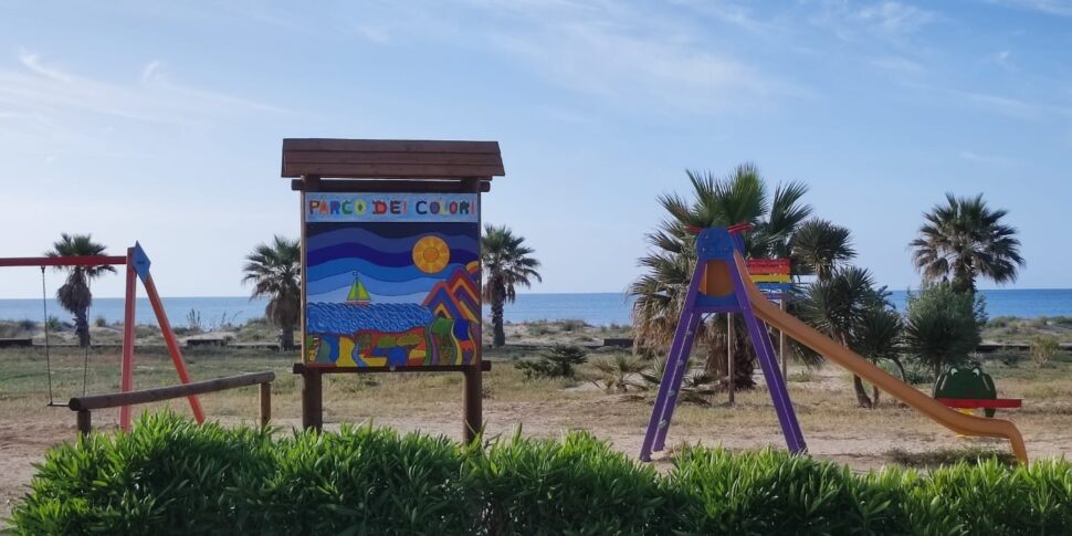 Menfi, vandalizzato il «Parco dei colori»: era stato inaugurato la scorsa settimana