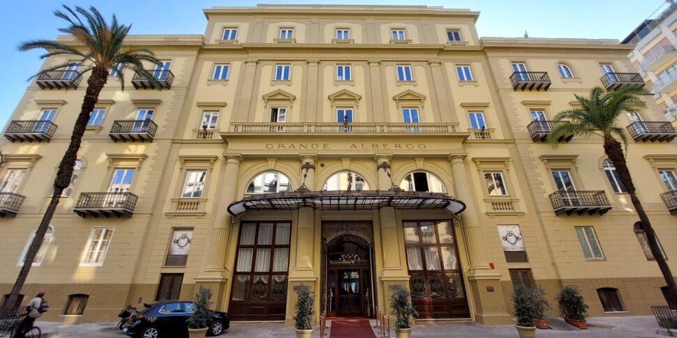Scatta la messa in liquidazione per la Mare Resort, la società del gruppo Corvaia che gestiva l’Hotel delle Palme di Palermo