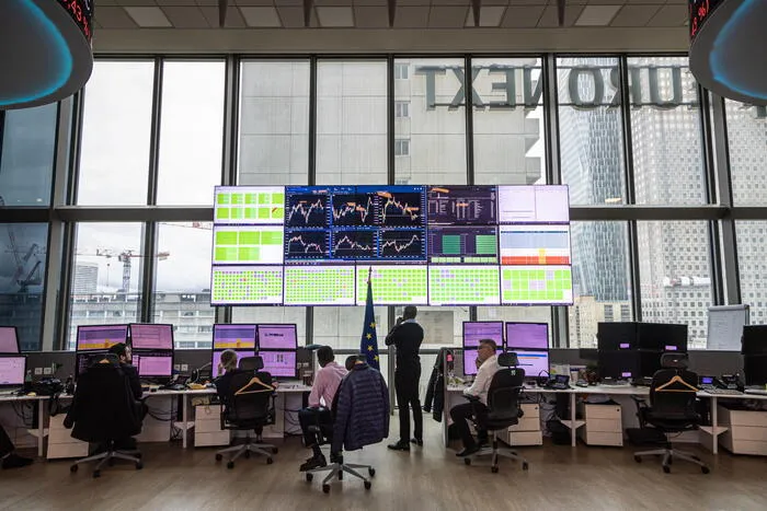 Borsa: Milano e l'Europa riducono le perdite con Wall Street