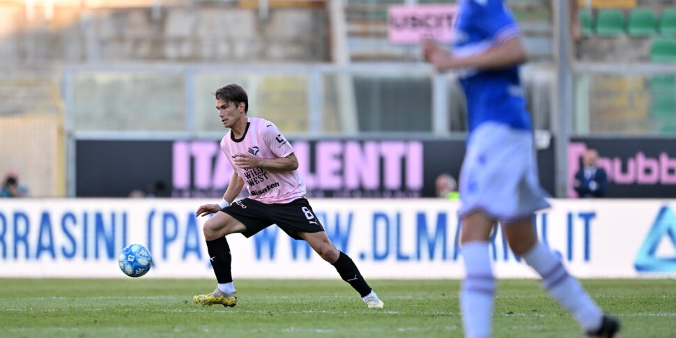 Palermo, Mignani prepara la gara di Cosenza: confermato il 3-4-1-2, Segre o Diakité nel ruolo di Di Mariano