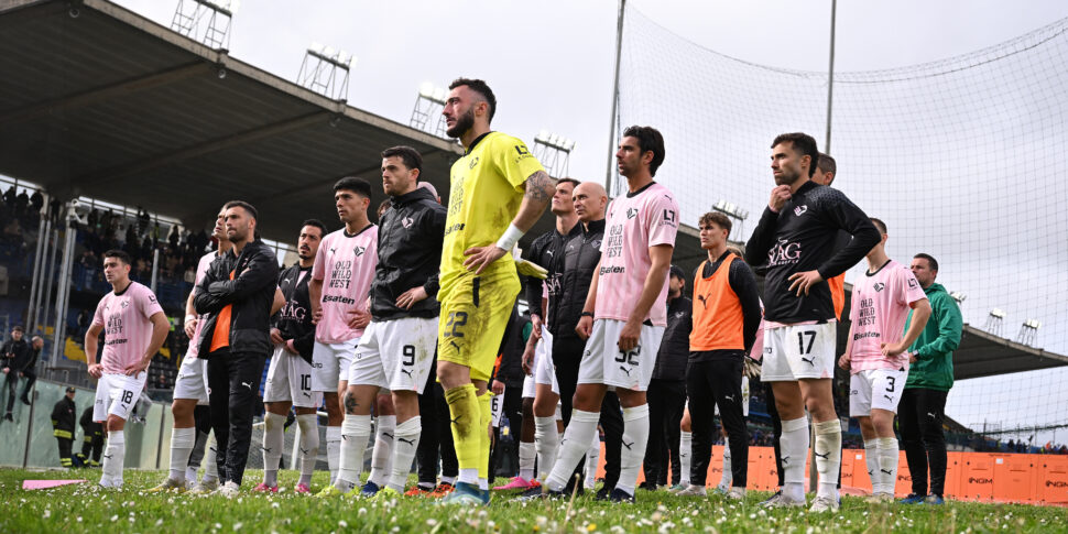 Il Palermo collassa a Pisa: 4-3 dopo una partita folle