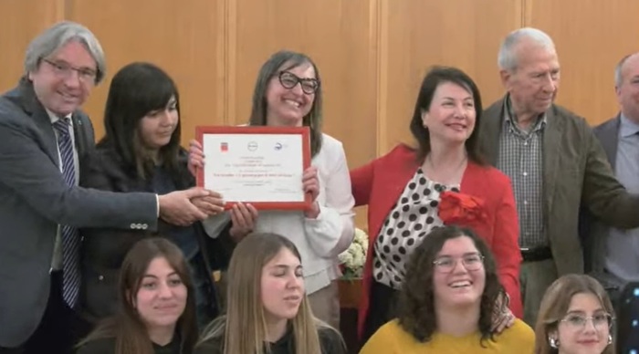 Giornalismo: scuola di Castelbuono vince premio Meli