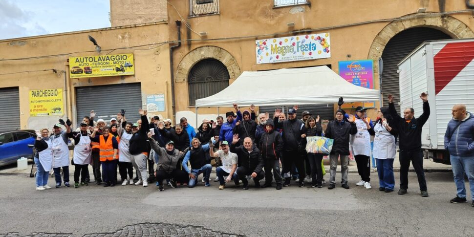 Grigliata solidale a Palermo, le associazioni invitano alla Stazione i poveri della città