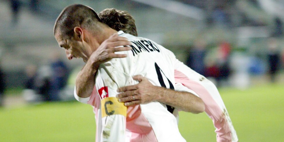 Precedenti Cosenza-Palermo, al Marulla i rosa hanno vinto solo una volta: nel 2002 finì 2-1 con le reti di Morrone e Maniero