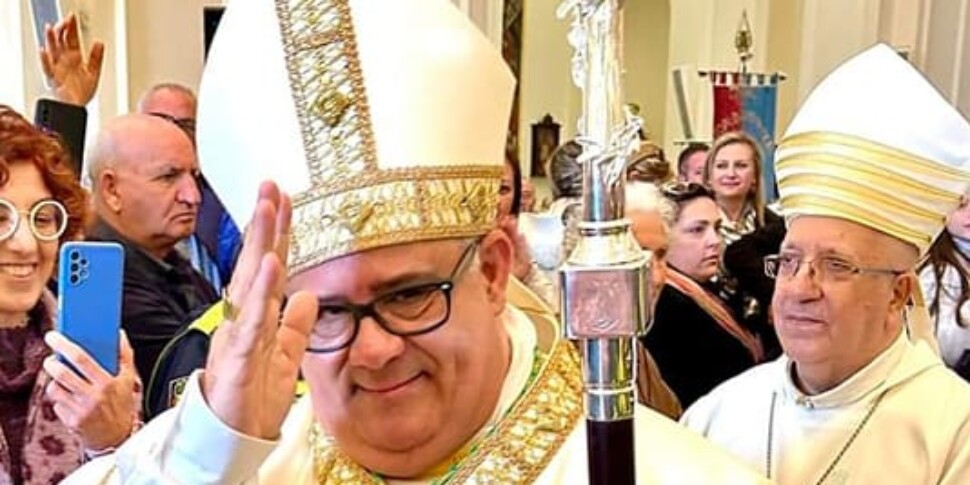 La benedizione di Papa Francesco alla chiesa di Noto