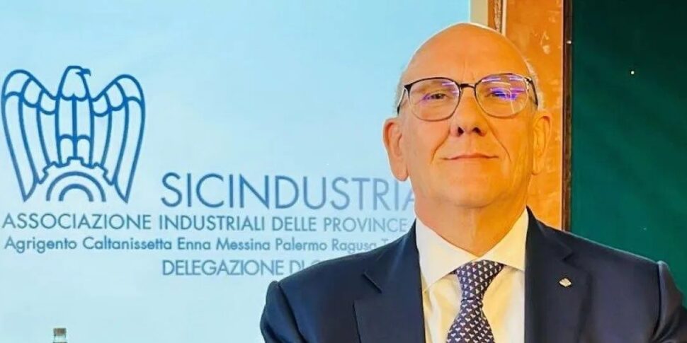 Scontro fra due auto nella zona industriale di Gela, muoiono il presidente di Sicindustria Caltanissetta e un giovane di 23 anni