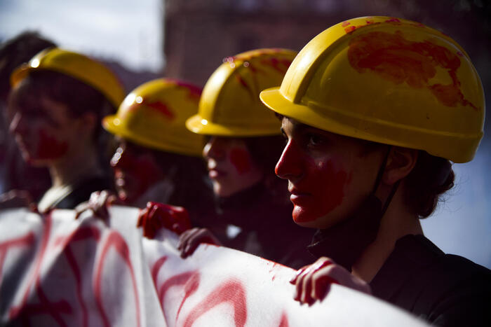 Istat, crescono working poor, è povero il 14% degli operai