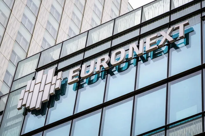 Borsa: Europa cauta, mercoledì l'inflazione Usa, Milano +0,3%