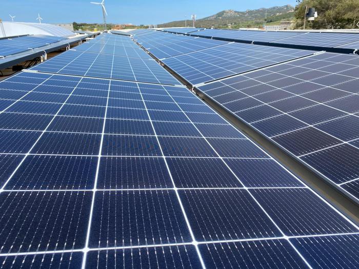 Su centri commerciali possibile fotovoltaico fino a 1,1 gw