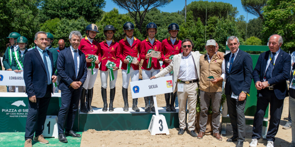 Equitazione, la squadra della Sicilia sul podio a Piazza di Siena per il terzo anno consecutivo