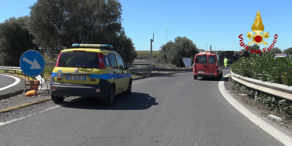 Catania, incidente tra otto mezzi sulla tangenziale: feriti e traffico paralizzato per ore