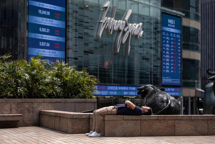 Tokyo (-0,1%), in calo la Cina. Yen in flessione sul dollaro