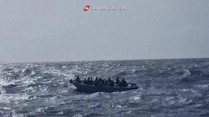 Migranti: arrivati in 157 a Lampedusa