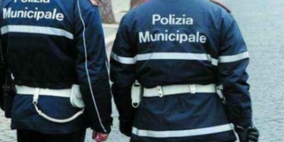 Rischio incendi, non hanno pulito i terreni dalle sterpaglie: 50 multati nel Palermitano