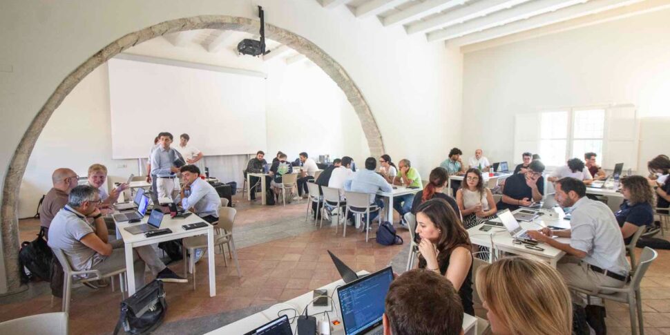 Formazione per docenti e sfide tra studenti, Amazon Web Services apre una finestra su Palermo