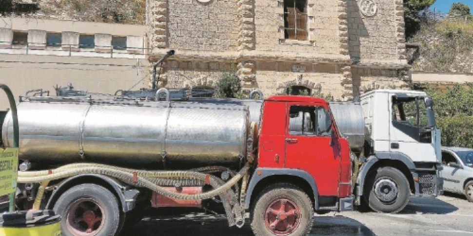 Sospesa la fornitura dall'acquedotto Fanaco, nove comuni di Caltanissetta restano senz'acqua